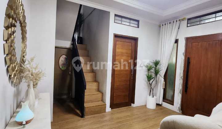 Dijual Rumah Terawat di Permata Kopo 1 2