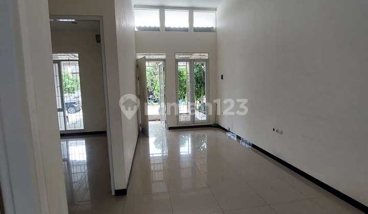 Dijual Rumah Siap Huni di Taman Kopo Indah TKI V 2