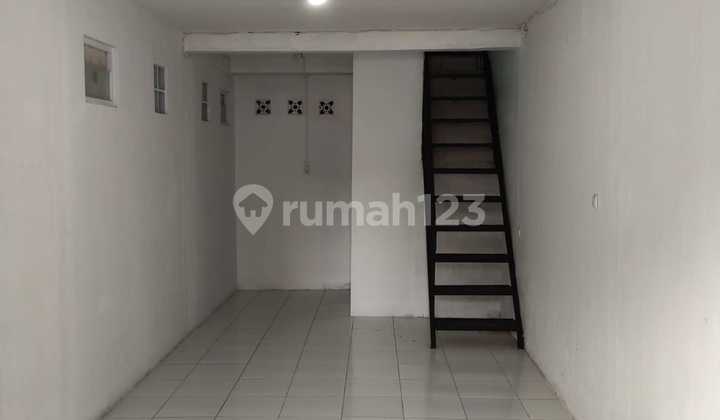 Renovated shop ready for use, main road, Cibaduyut Wing, Bandung. 1