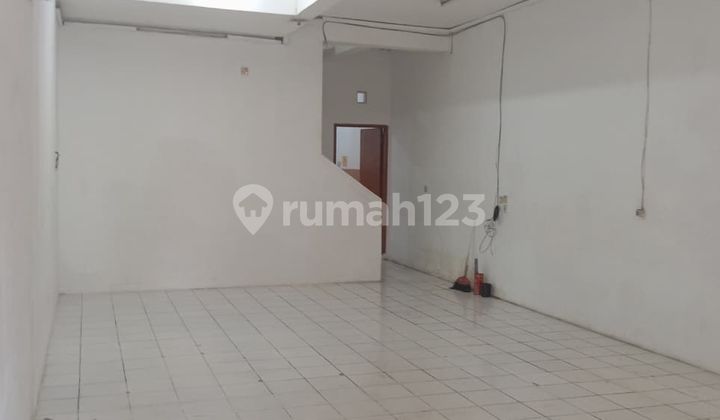 Strategic 2-Story Shop House in Taman Kopo Indah Tki 3 Bandung