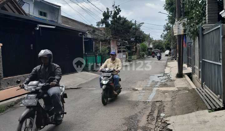 Dijual Rumah Tingkat Siap Huni di Dekat Terminal Antapani 2
