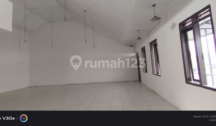 For Sale, Ready-to-Use Shophouse in Kopo Ketapang Area 2