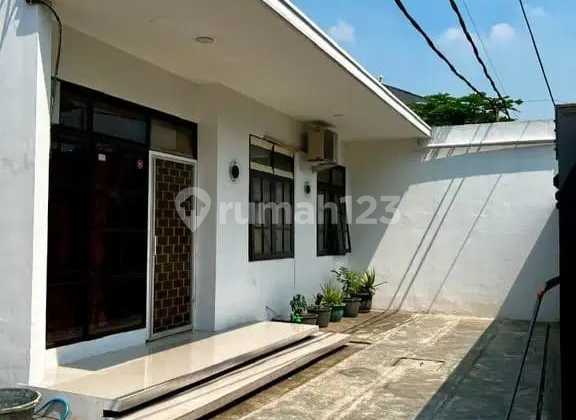 Dijual Rumah Hook bisa Rumah Tinggal dan Tempat Kerja di Kopo Permai
