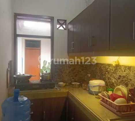 Dijual Rumah 2 Lantai Semi Furnished Taman Cibaduyut Indah 2