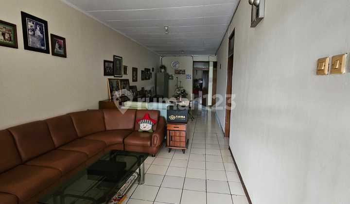 Di jual Ruko 2 lantai Siap Usaha Komplek Kurdi, Moh Toha 1