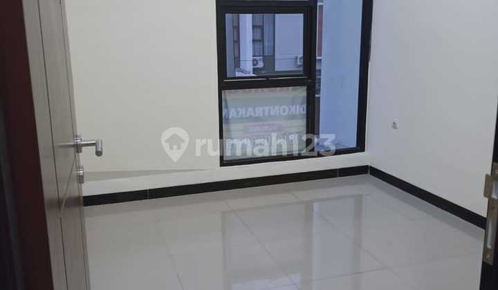 Minimalist House for Rent Ready to Occupy in Taman Kopo Indah TKI 5 2