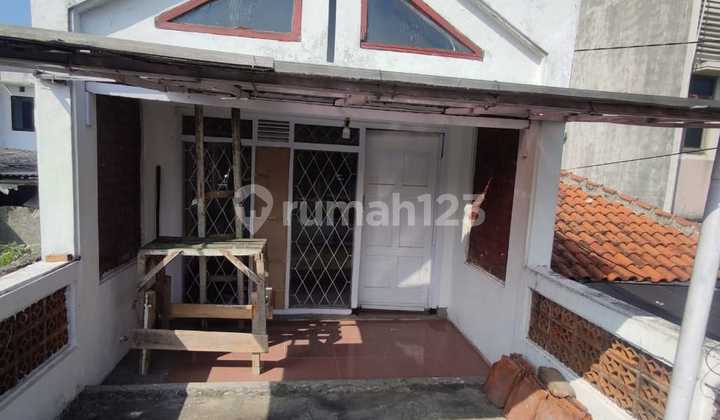 Disewakan Rumah 2 Lantai Akses Jalan Besar di Pasirluyu - BKR