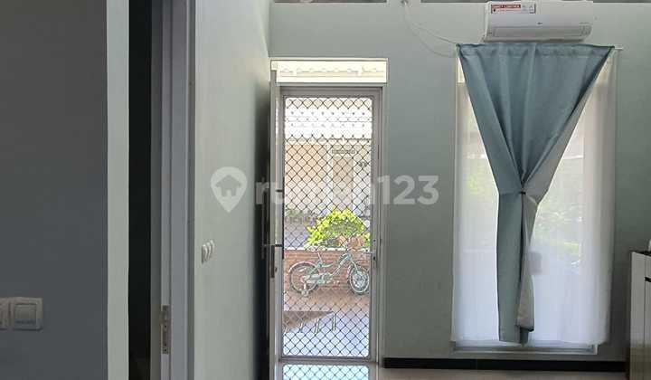 Dijual Rumah Hoek Minimalis di Taman Kopo Indah TKI 5