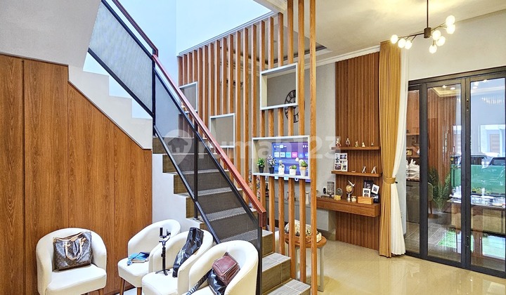 Dijual  Rumah Baru Furnished di Jalan pondok pinang mas 3, Pondok Indah 3 Lantai SHM - Sertifikat Hak Milik 2