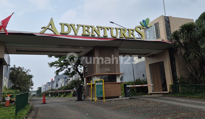 New House For Quick Sale! 2-Story Paradise Serpong, Serene Comfortable Location, Wide Road, Move-In Ready, SHM Certificate. Located in Paradise Serpong City Housing, Jl. Raya Puspitek, Babakan, Setu, South Tangerang City, Banten, Indonesia, 15315, Summarecon Tangerang. 2