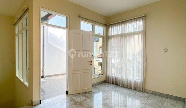 Dijual Cepat Rumah Pondok Indah Siap Pakai Lingkungan Asri Strategis 2