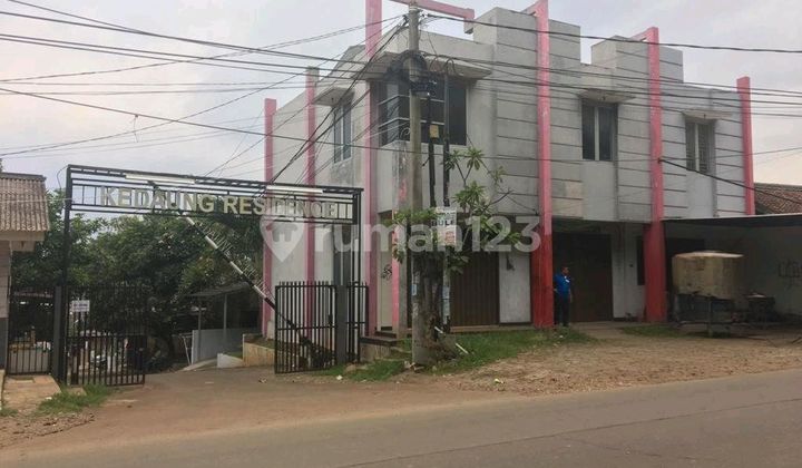 For Quick Sale 2 Two-Story Shophouses Kedaung Residence Roadside Location Near Residential Area Suitable for Business 2