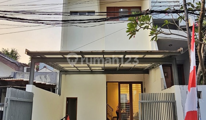 Pondok Indah Brand New House Wide Road Pondok Indah Brand New House Wide Road