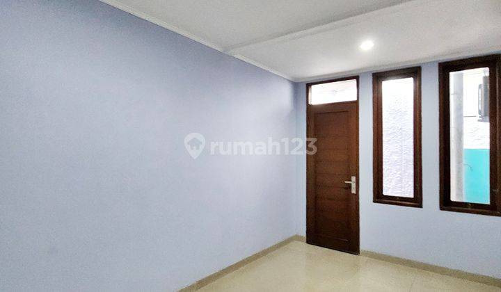 Disewa Rumah Pondok Indah 2 Lantai Harga Terjangakau Dekat Mall Pim Kondisi Baik Lingkungan Nyaman Dan Asri  2