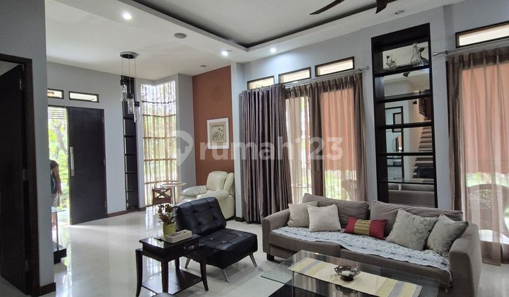 Dijual Rumah Lokasi Tenang Lebak Bulus Dalam Komplek Bona Vista Residence Dekat Sekolah Sis Letak Strategis