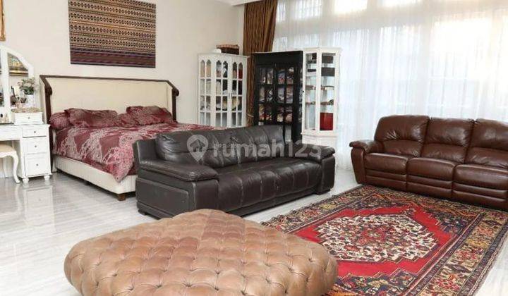 Rumah Town House Stye American Classic Di Kemang SHM - Sertifikat Hak Milik Bagus di Jalan kemang, Kemang 1