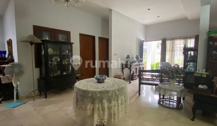 Quick Sale: Ready-to-Occupy House in Lebak Bulus Complex, Strategic Location Near MRT 2