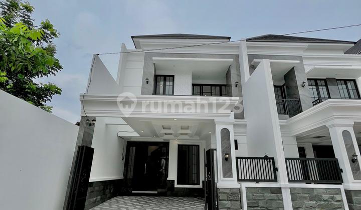 American Classic Araya Surabaya Timur 2 Lantai bisa KPR