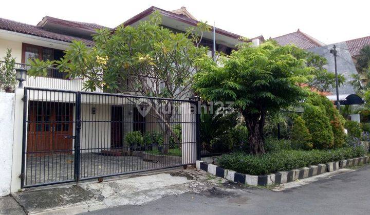 Rumah di Margorejo indah mewah furnish marmer  1