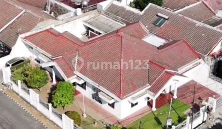 Rumah Mewah Surabaya Barat 1 Lantai Hitung Tanah Satelit