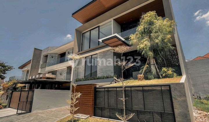 Rumah Kawasan Golf Citraland Surabaya Barat 3 Lantai Mewah Rumah Kawasan Golf Citraland Surabaya Barat 3 Lantai Mewah