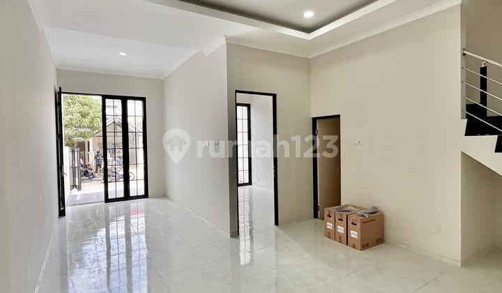 Rumah Baru Baruk 2 Lantai Surabaya Timur bisa KPR 2