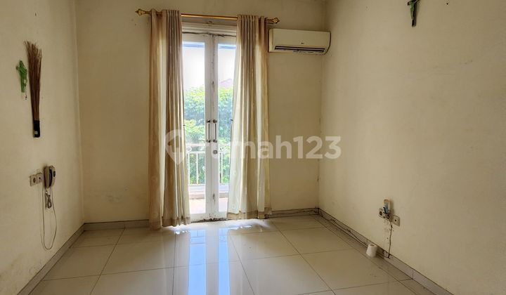 Two-Story House in East Surabaya, Puri Galaxy, Freehold Title, Eligible for Bank Mortgage. Two-Story House in East Surabaya, Puri Galaxy, Freehold Title, Eligible for Bank Mortgage.