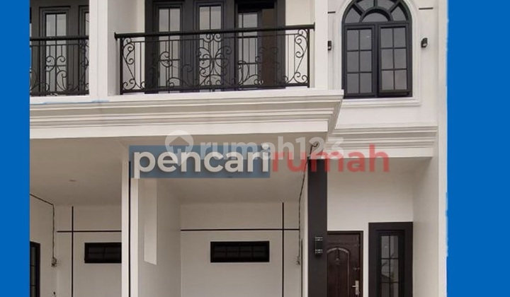 Rumah Mewah Klasik 2 Lantai! 3 Kamar Tidur Di Kelapa Dua Depok. 