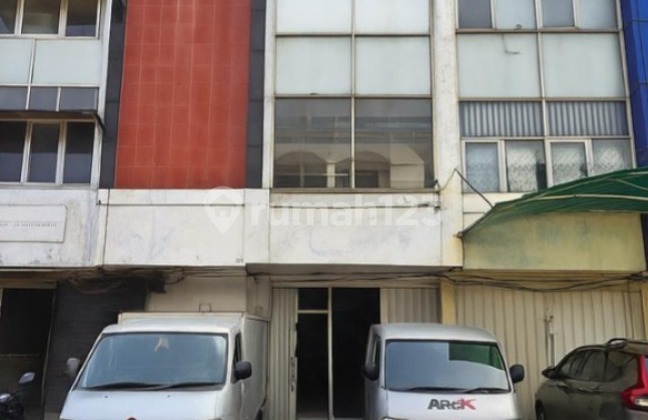 Dijual Ruko Murah Tiga Lantai di Pemata Juanda - Sidoarjo