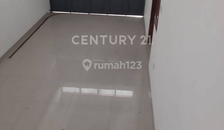 Disewakan Rumah Lux Fully Furnish Setraduta Aman & Nyaman 2