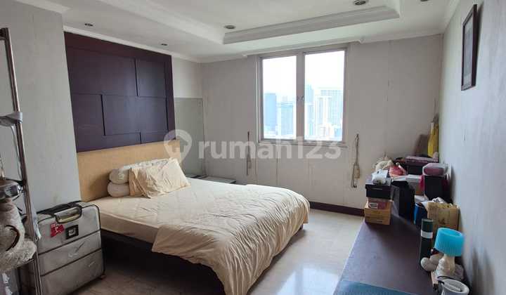 Dijual Cepat dan Murah Apartemen Puri Imperium, Jakarta Selatan. LT 26 Unit Terawat dan View Bagus