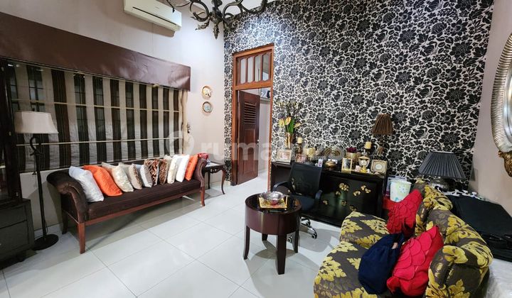 Dijual Rumah Terawat di Menteng, Jakarta Pusat dengan Harga Sangat Menarik