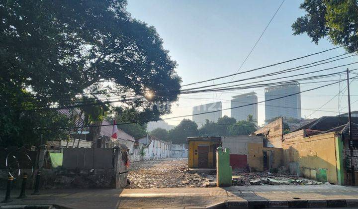 Disewa Tanah untuk Komersial di jl. R.P Soeroso, Menteng, Jakarta Pusat 2