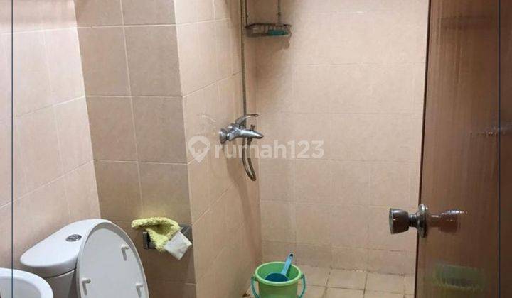 kamar mandi apartemen studio grand kartini