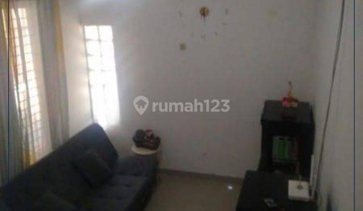 Rumah 2 Lantai Dijual Murah Semi Furnished Siap Huni 2