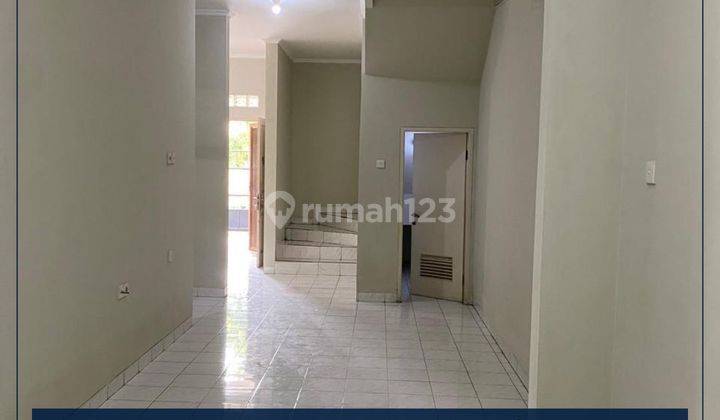 Rumah 2 Lantai Hadap Timur Di Taman Ratu 1