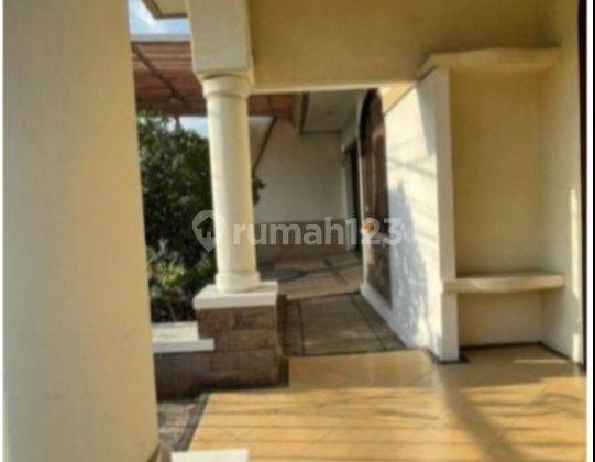 Rumah Mewah Besar 2 Lantai Dekat Galaxy Mall Merr 2