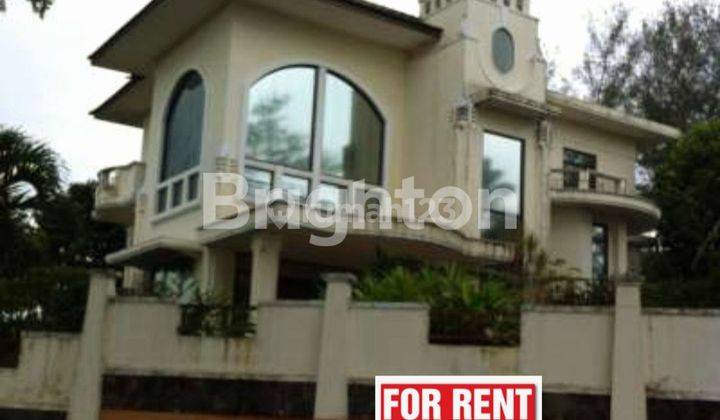 RUMAH VILLA BESAR DAN LUAS DI TAMAN DAYU RESIDENCE 1