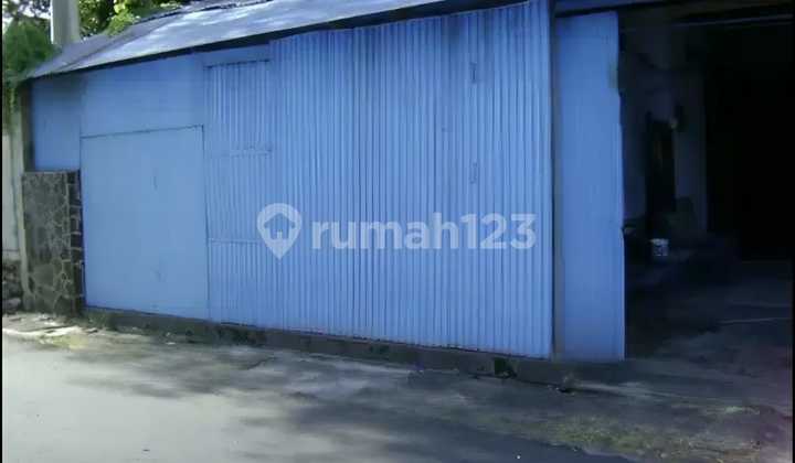 Rumah Hitung Tanah Dekat Pantai Kuta Bali Rumah Hitung Tanah Dekat Pantai Kuta Bali