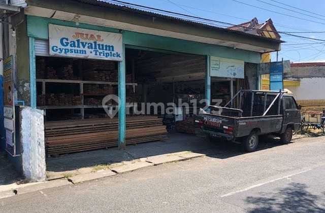 Ruang Usaha Toko Untuk Segala Usaha Dekat Merr