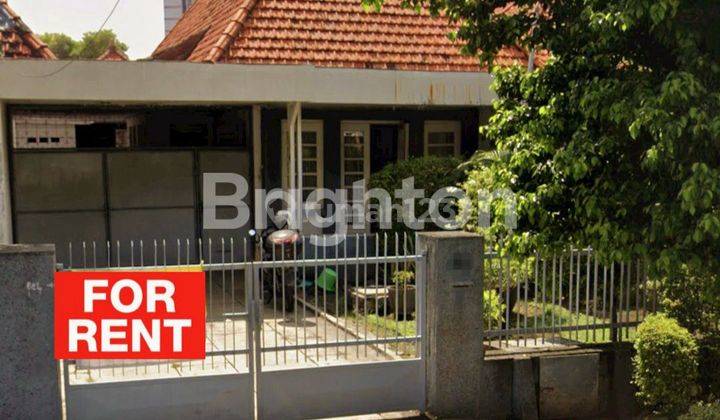 RUMAH USAHA CAFE, KANTOR DI PUSAT BISNIS DAN KOMERSIL TENGAH KOTA  1