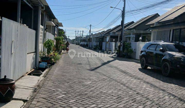 Rumah Baru Gress Alana Tambak Oso Dekat Upn 2