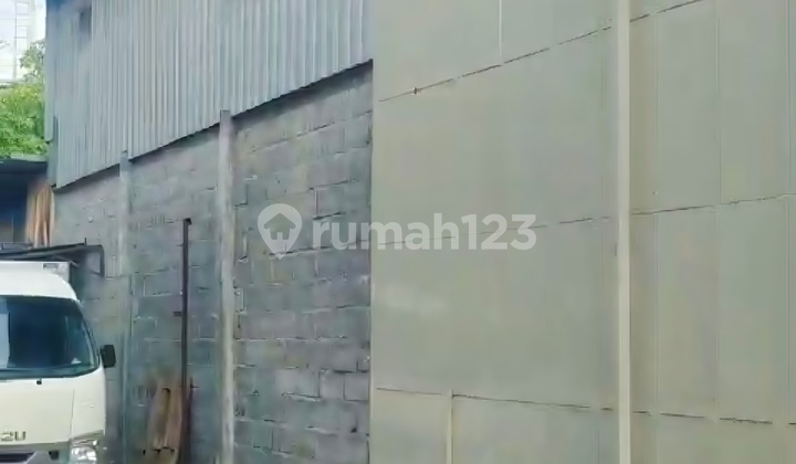 Warehouse Area Tropodo New Building 1.5 Floors Warehouse Area Tropodo New Building 1.5 Floors