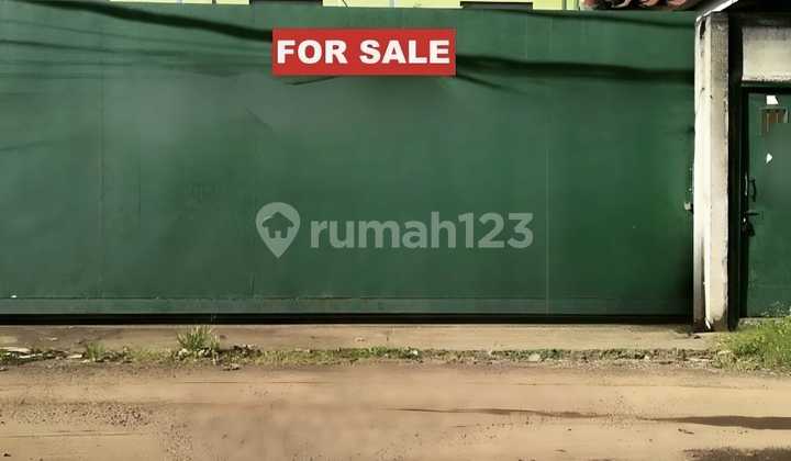Gudang Pabrik Workshop Di Mekar Jaya / Akong