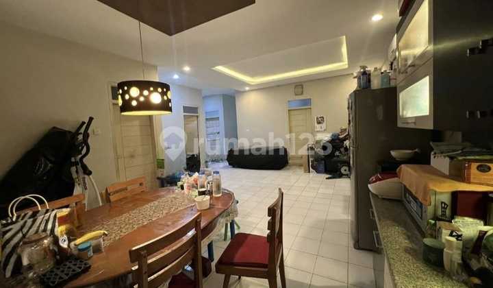 Rumah Di Griya Babatan Mukti Daerah Citraland 2