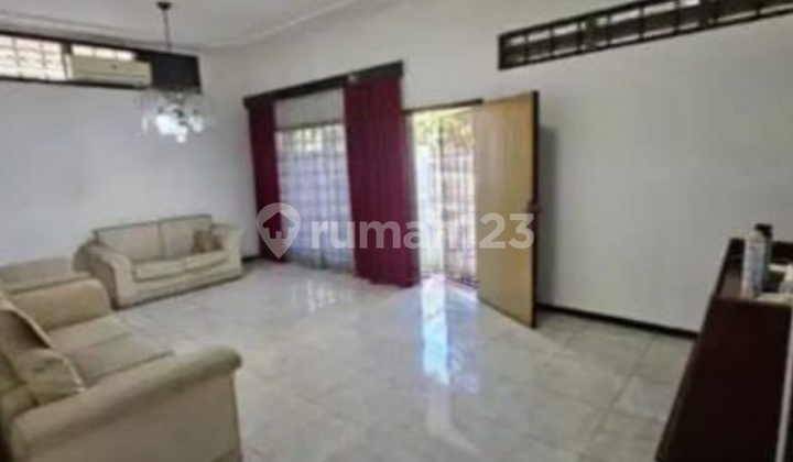 B U Cepat. Rumah Daerah Lebak Indah Dekat Merr 2