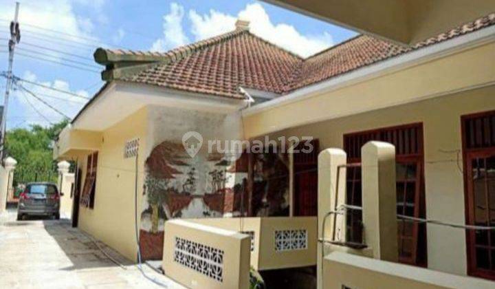 Rumah Usaha Klinik Kantor Resto Di Mojoanyar 2
