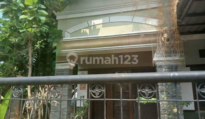 Rumah Hook Murah Di Wiguna Timur Regency 