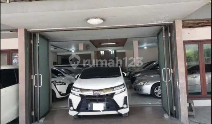 Jual B U Showroom Dan Kost Di Tengah Kota Malang