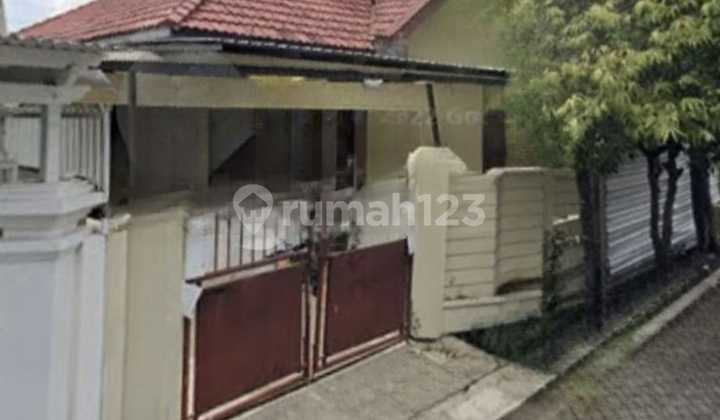 House Price Calculation by Land Area in Manyar Tompotika Near Merr.